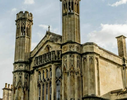 A Revolução Verde: Uma Viagem pela Sustentabilidade na Escola de São Pedro, York A Revolução Verde: Uma Viagem pela Sustentabilidade na Escola de São Pedro, York