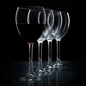 Utensílios de mesa de plástico vs cana-de-açúcar: qual é a escolha verde para o seu negócio? Utensílios de mesa de plástico vs cana-de-açúcar: qual é a escolha verde para o seu negócio?